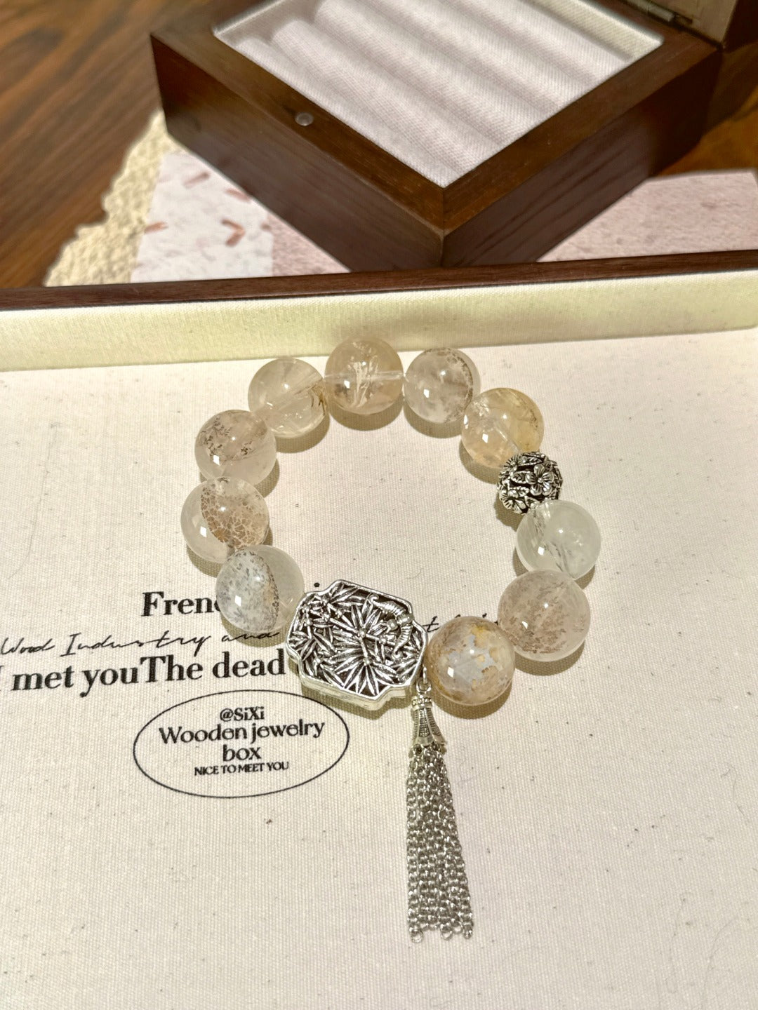 ▫️▪️ Small gum flower bracelets